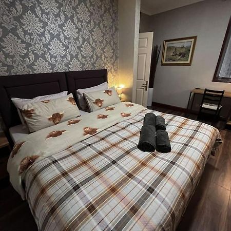 The Nook Crieff - Central 2-Bed With Garden :) Zewnętrze zdjęcie